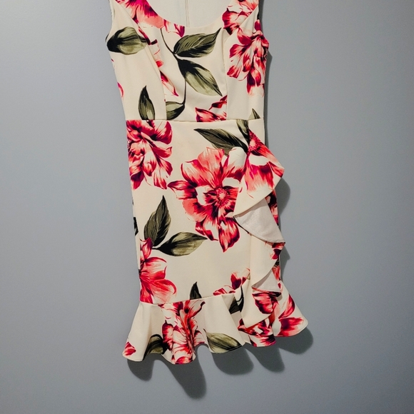 Dress, Blouse from Small to Medium - Picture 2 of 12